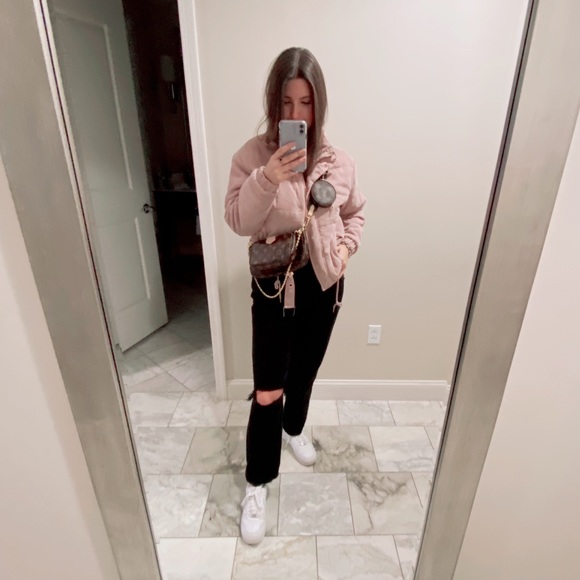 mollyarmitage